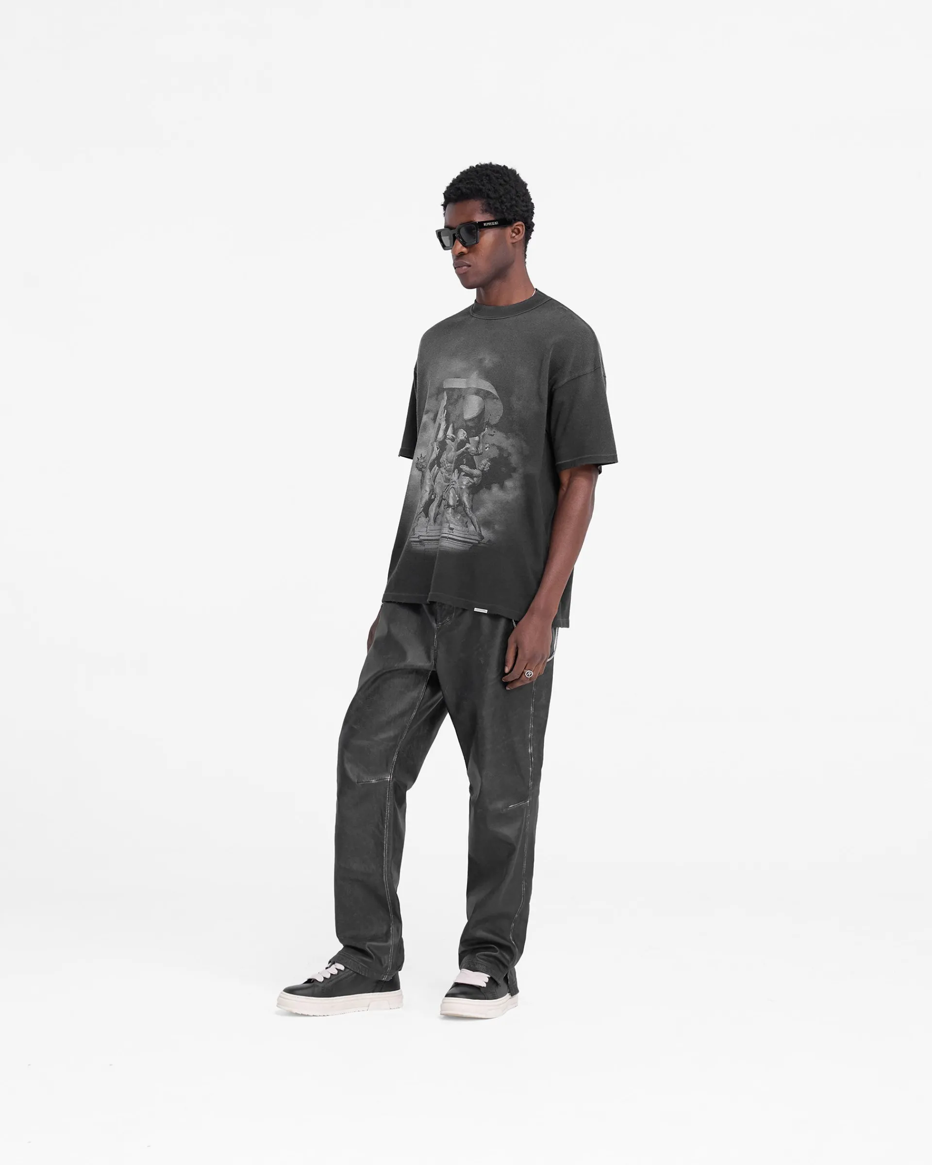 Represent Atlas T-Shirt - Stained Black> T-Shirts