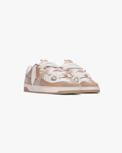 Represent Bully Sneaker -> Bully