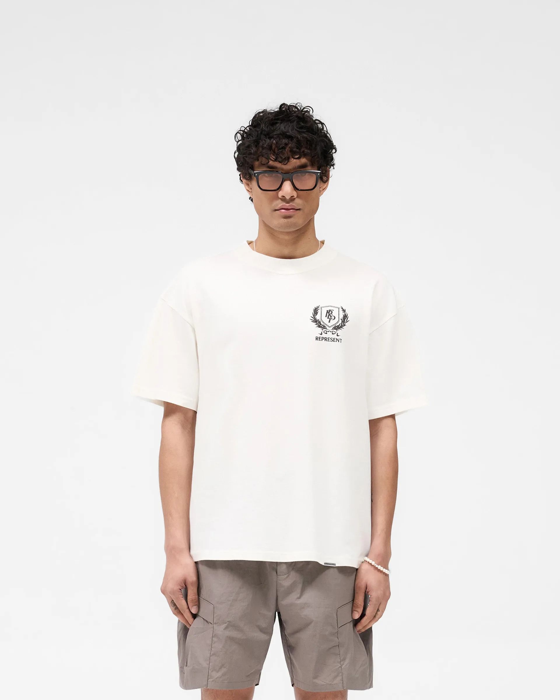Represent Crest T-Shirt - Flat White> T-Shirts