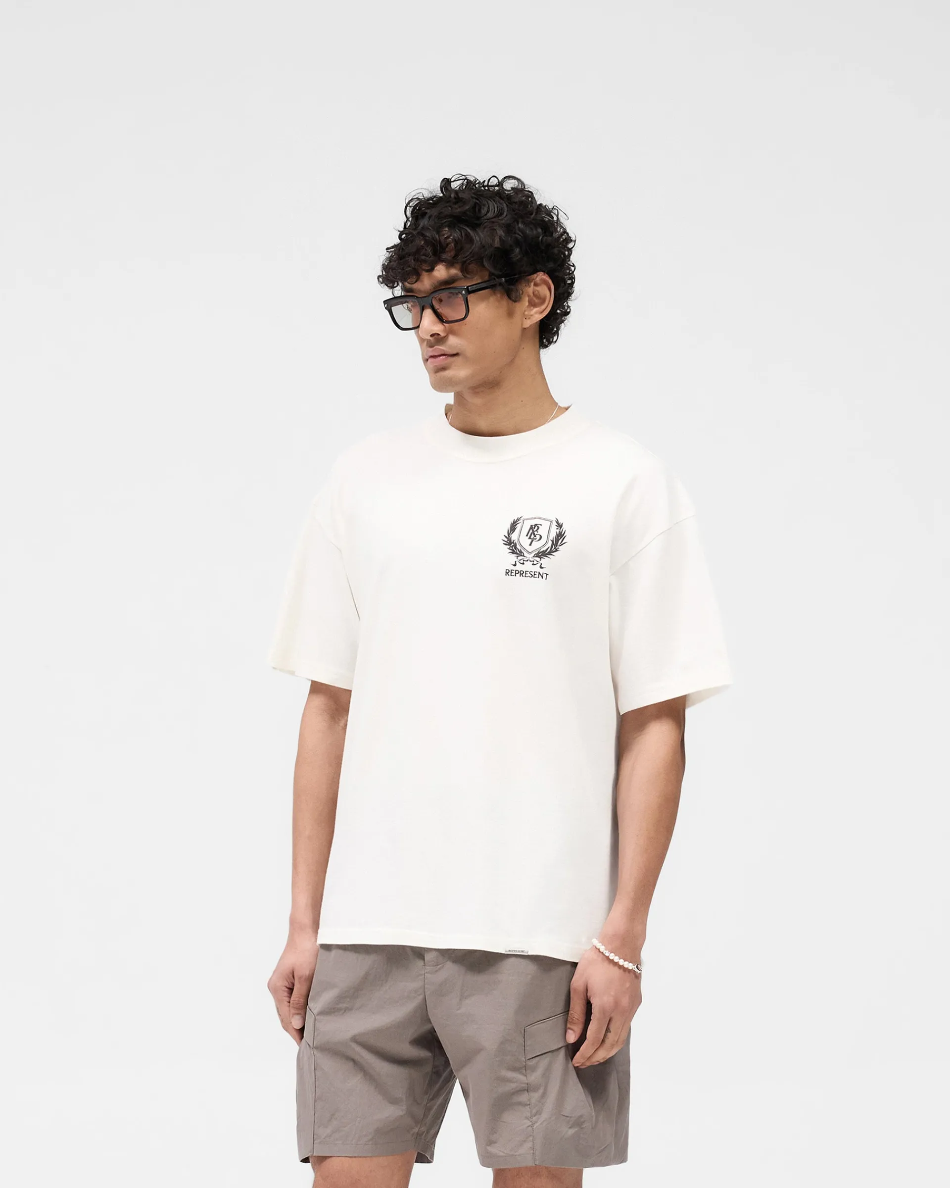 Represent Crest T-Shirt - Flat White> T-Shirts