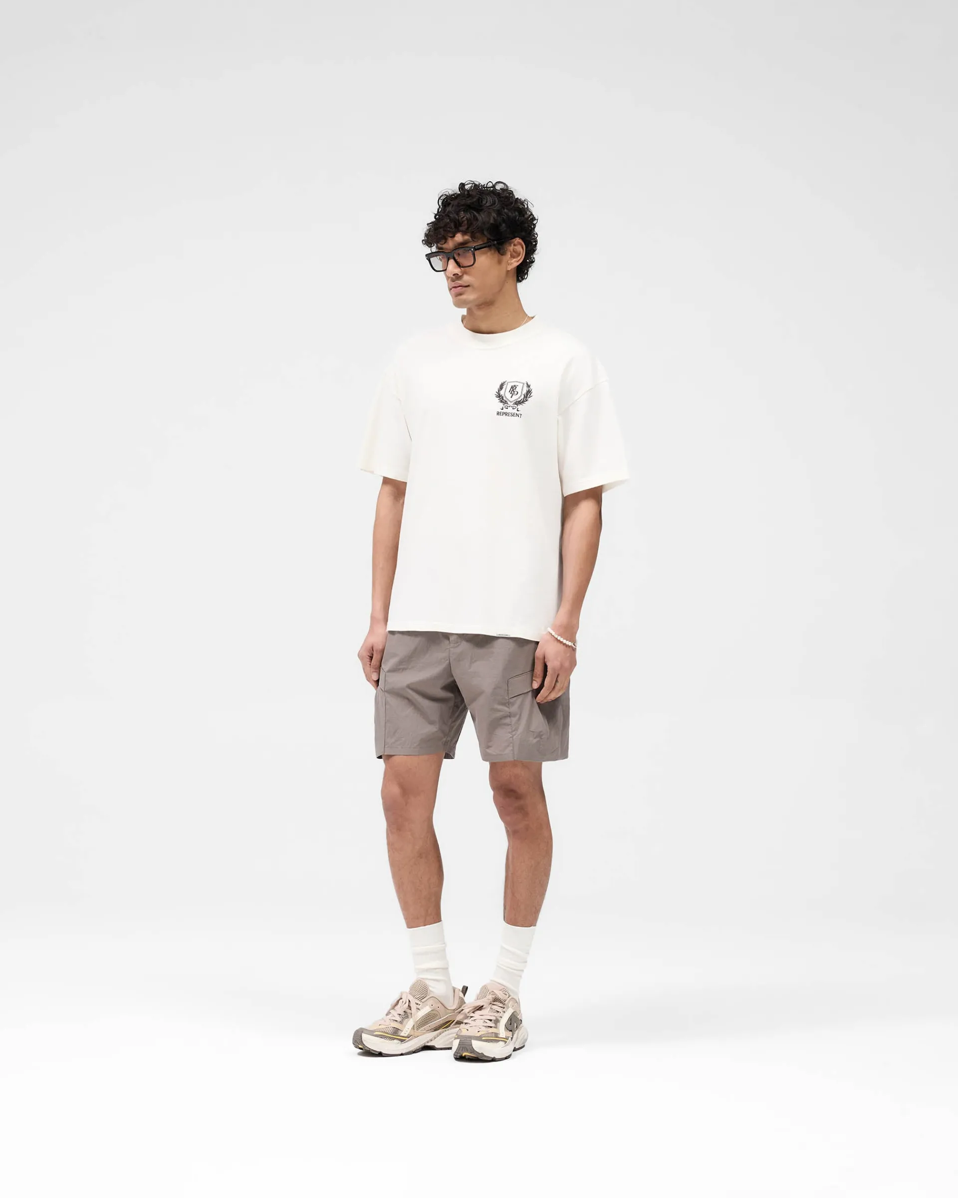 Represent Crest T-Shirt - Flat White> T-Shirts