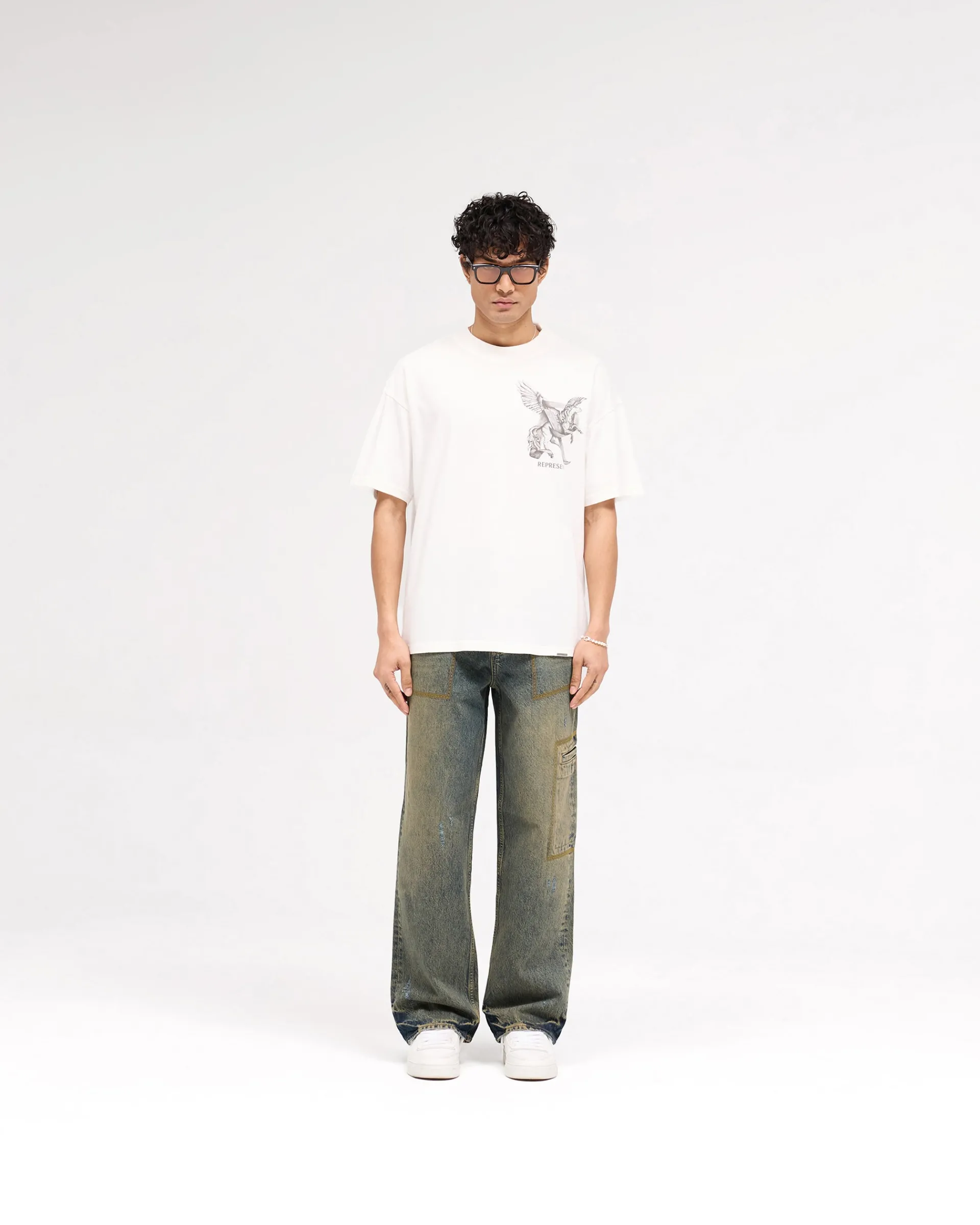 Represent Elegance In Motion T-Shirt - Flat White> T-Shirts
