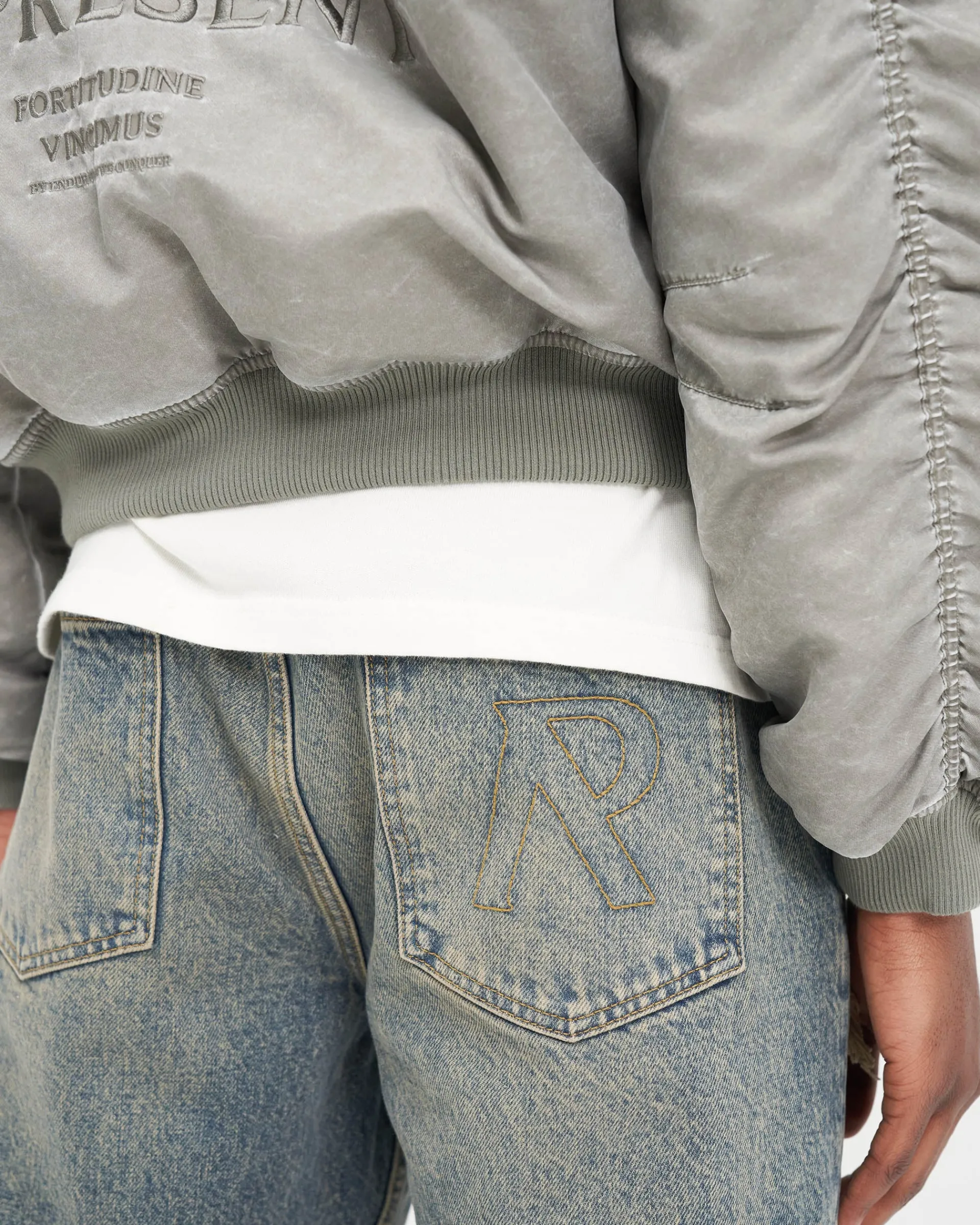 Represent Icarus Flight Bomber -> Outerwear