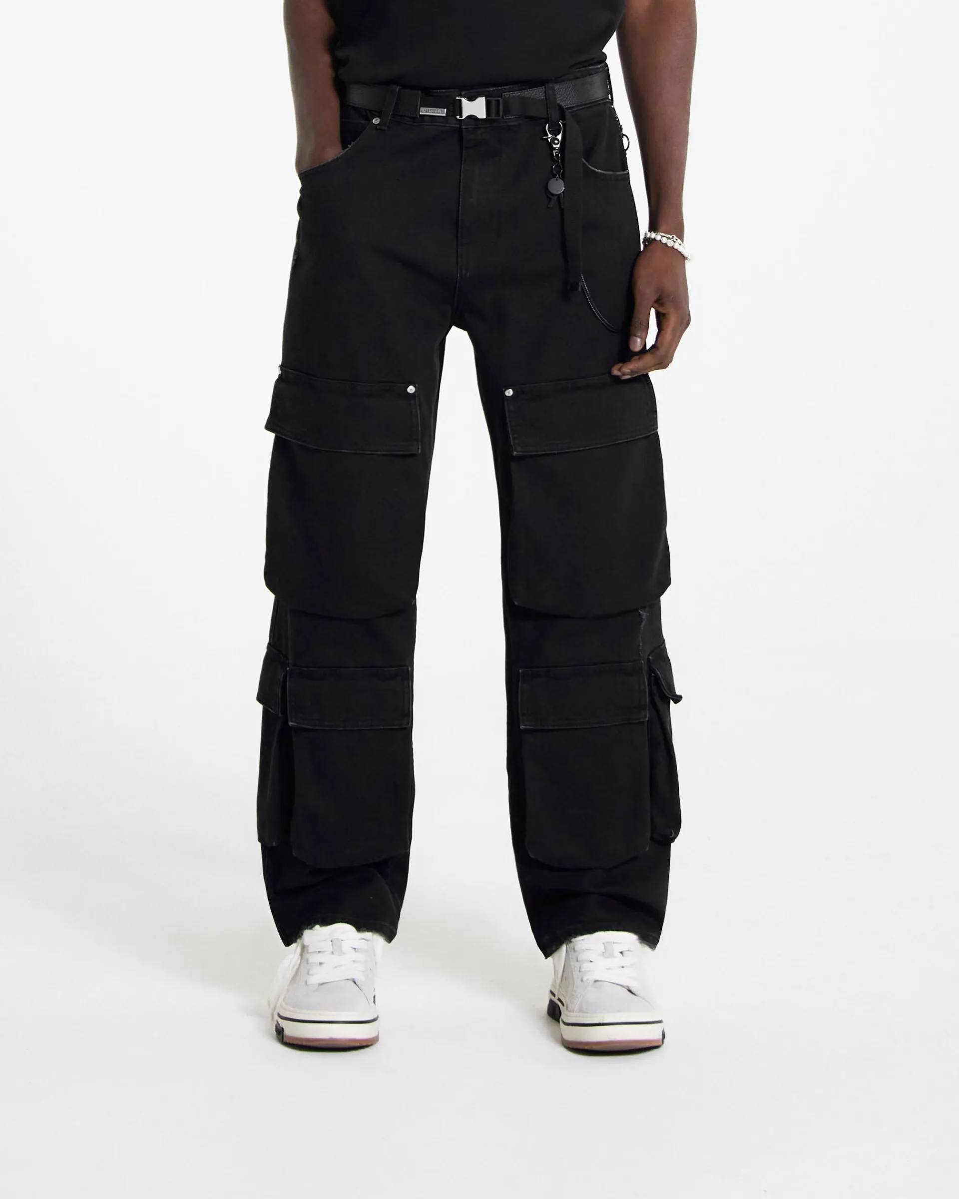 Represent R3Ca Cargo Denim -> Denim