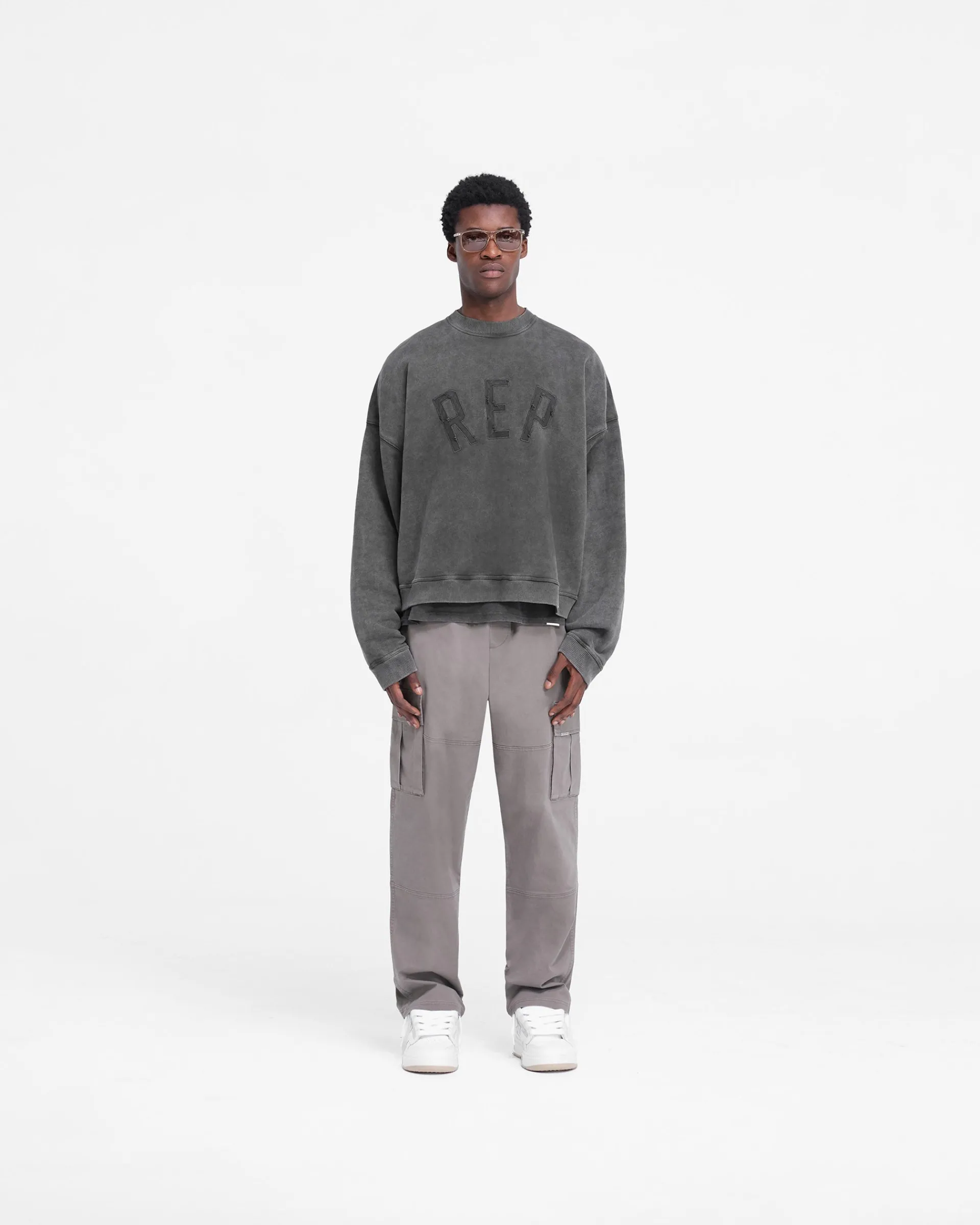 Represent Rep Applique Sweater - Vintage Black> Sweaters