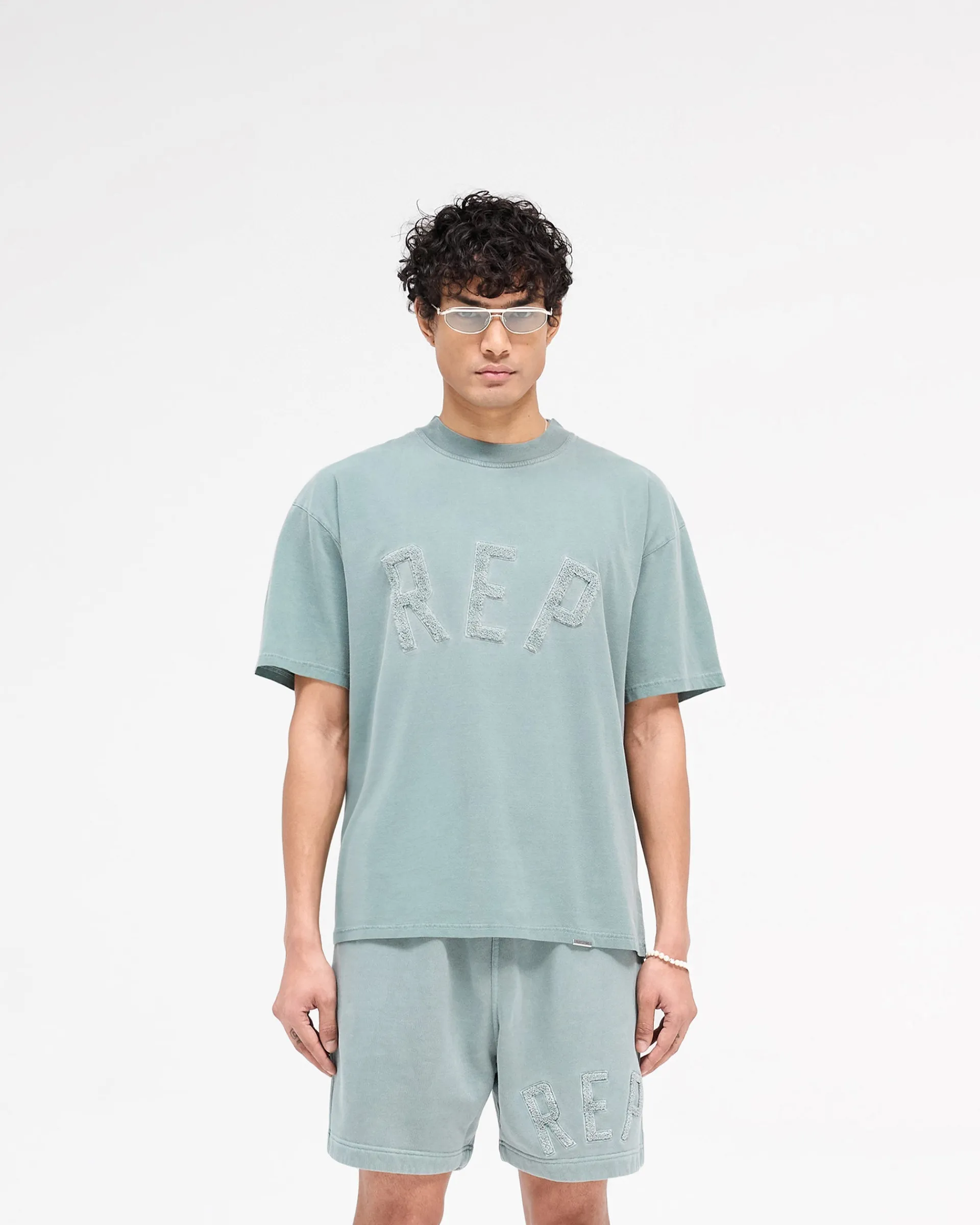 Represent Rep Applique T-Shirt - Forest Green> T-Shirts