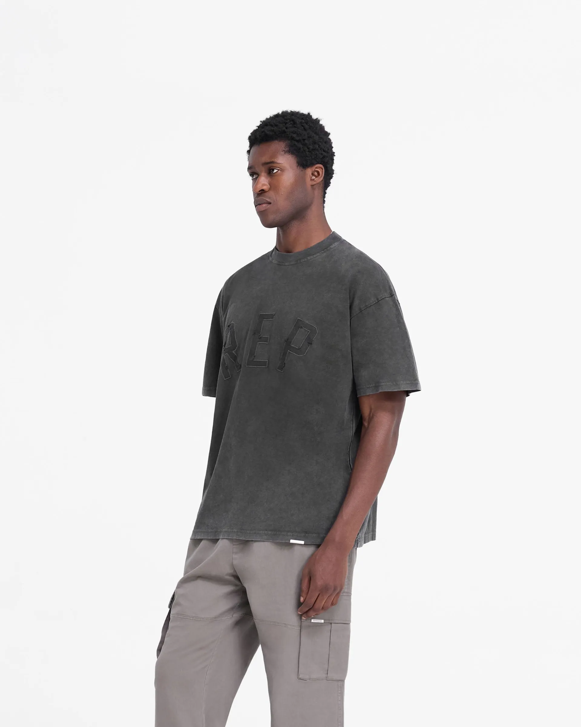 Represent Rep Applique T-Shirt - Vintage Black> T-Shirts