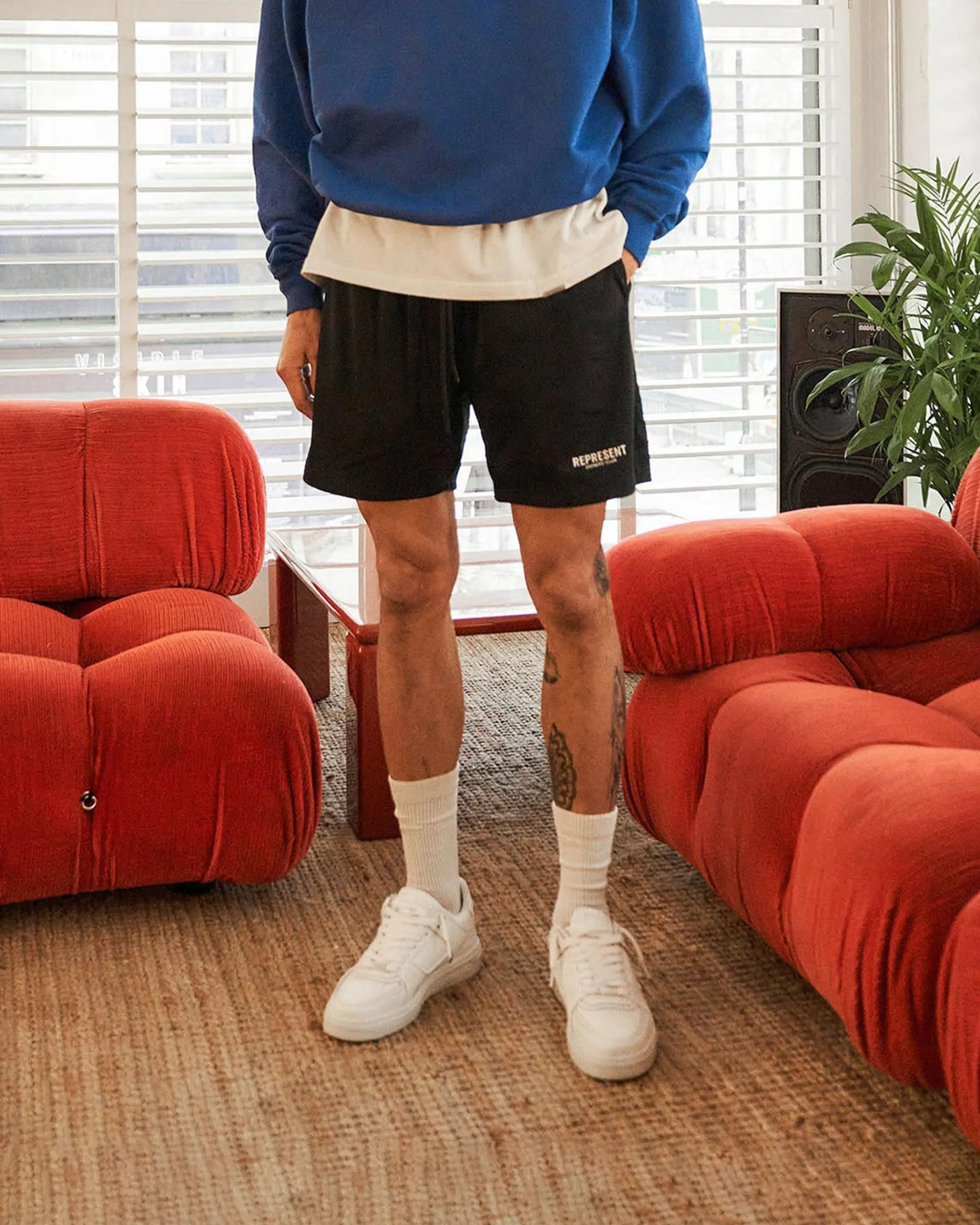 Represent Owners Club Mesh Shorts -> Shorts