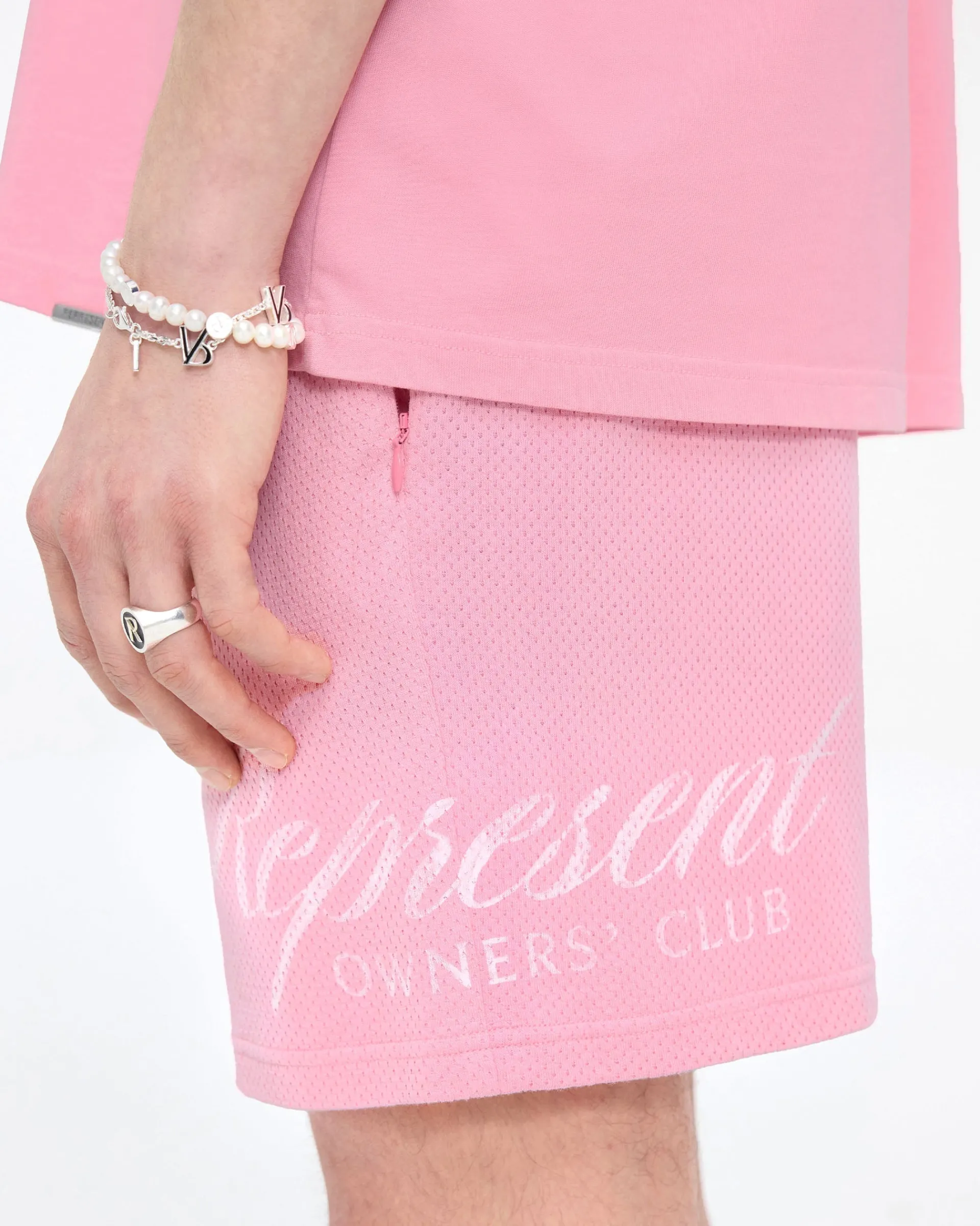 Represent Owners Club Script Mesh Shorts -> Shorts
