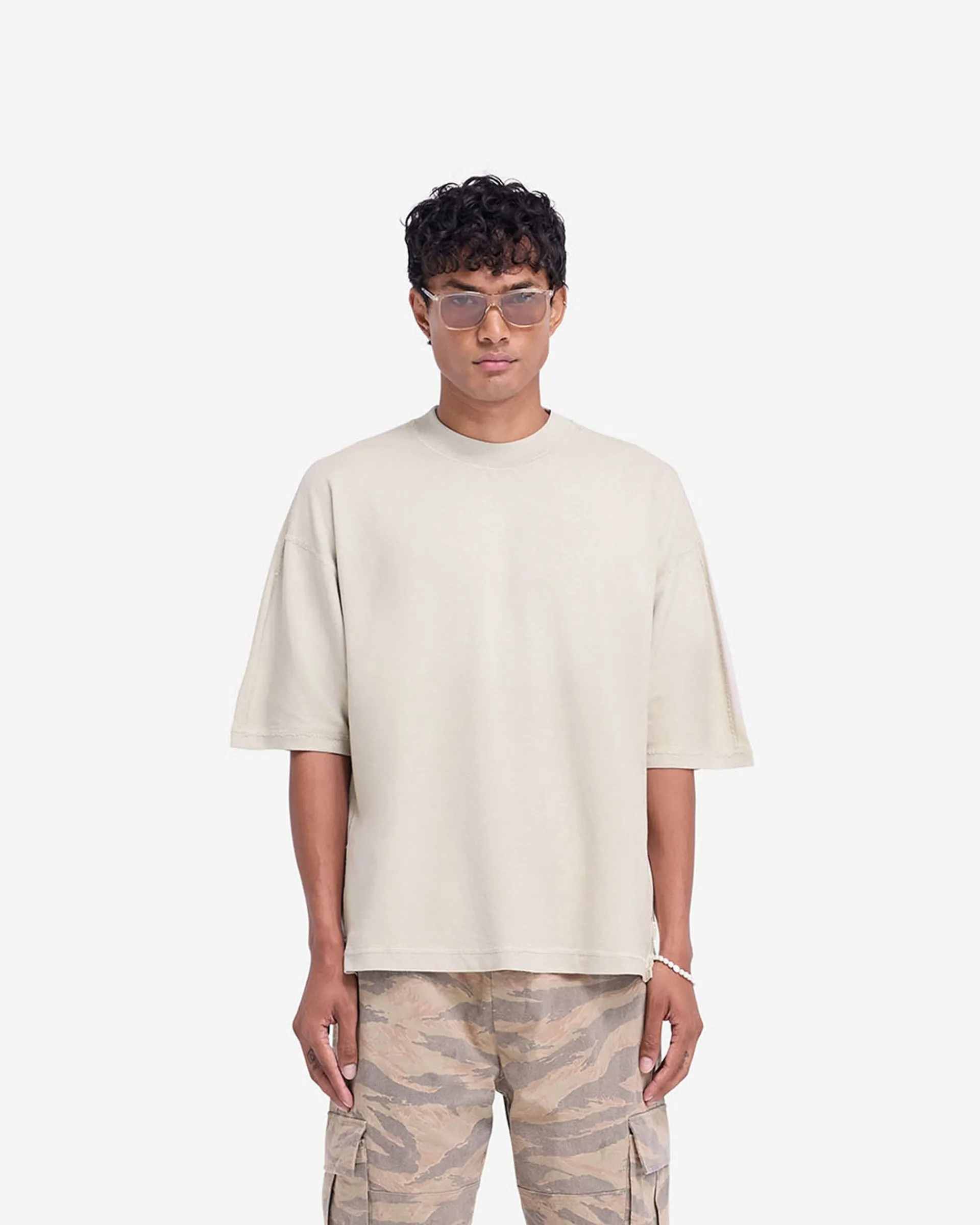 Represent Stepped Hem T-Shirt -> T-Shirts