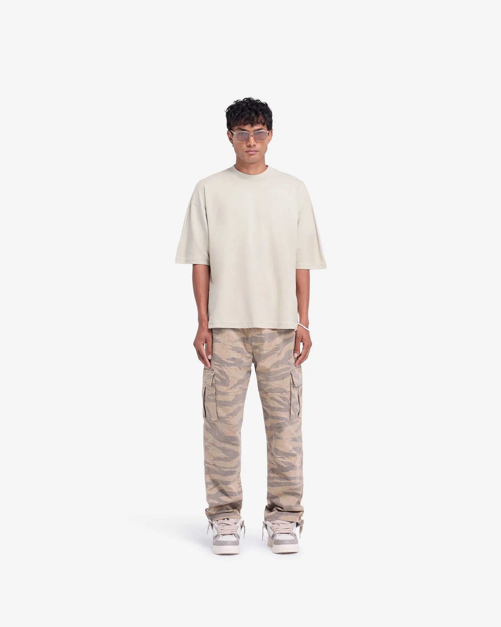 Represent Stepped Hem T-Shirt -> T-Shirts