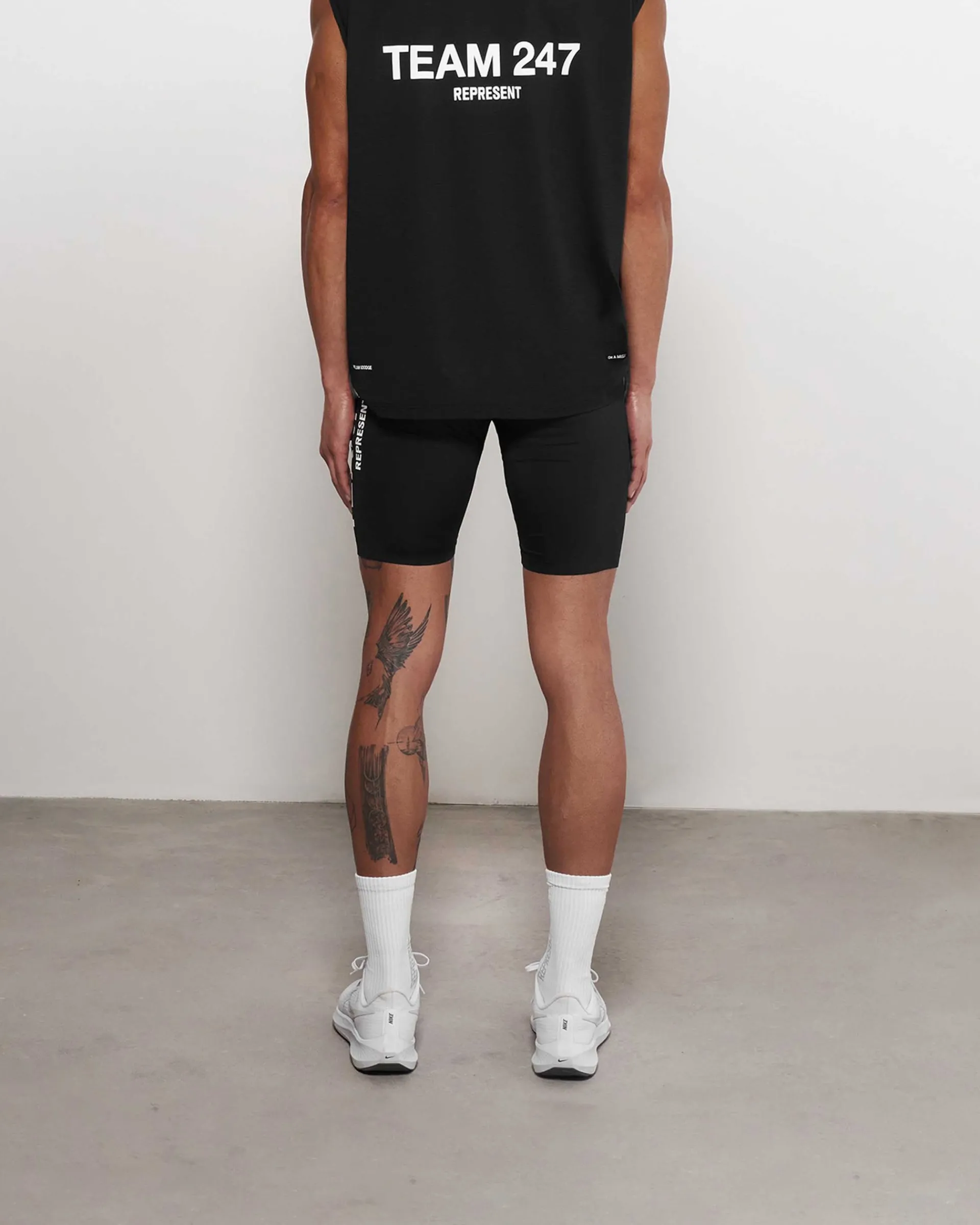 Represent Team 247 Half Tight - Black> Shorts