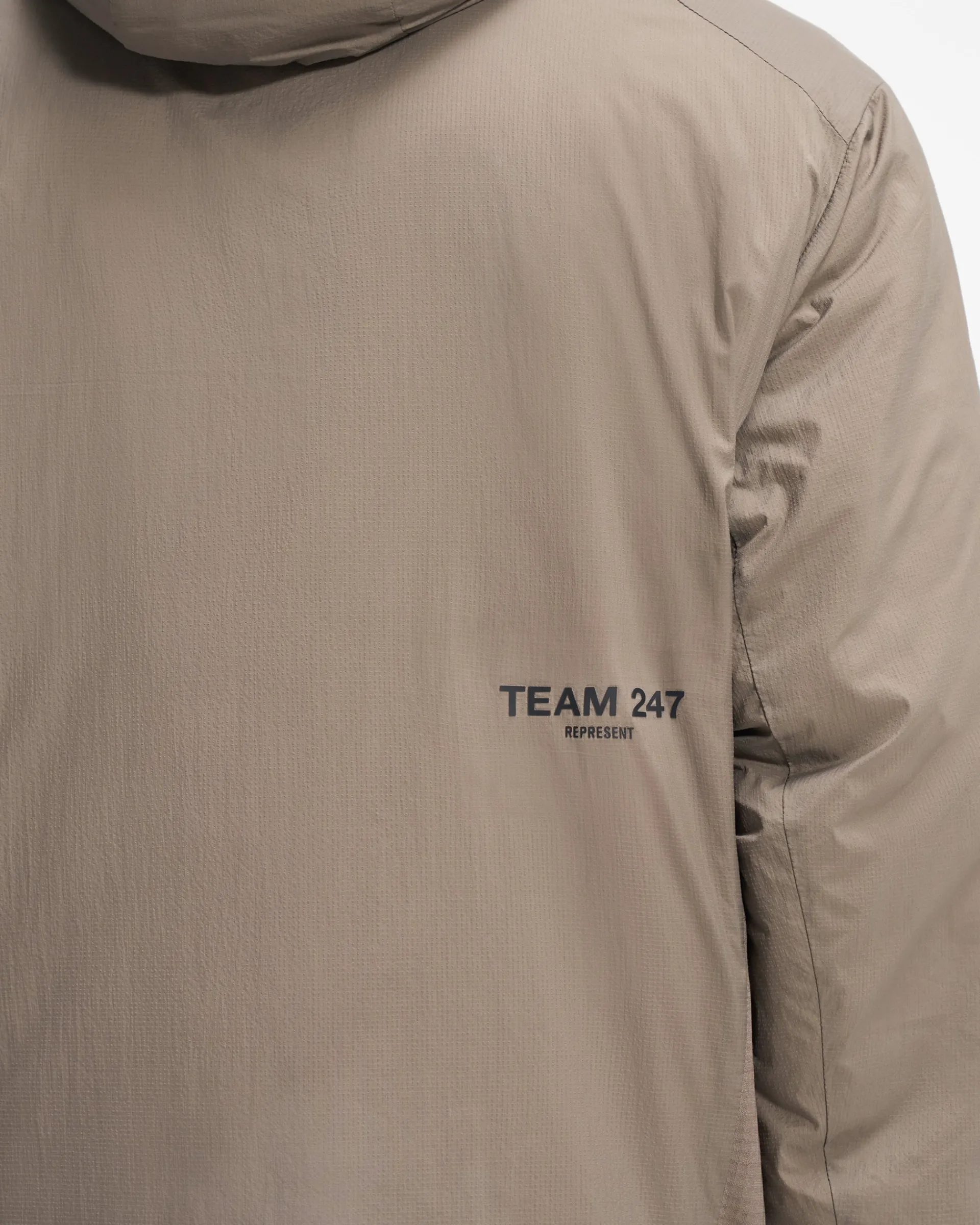 Represent Team 247 Insulated Jacket -> Outerwear