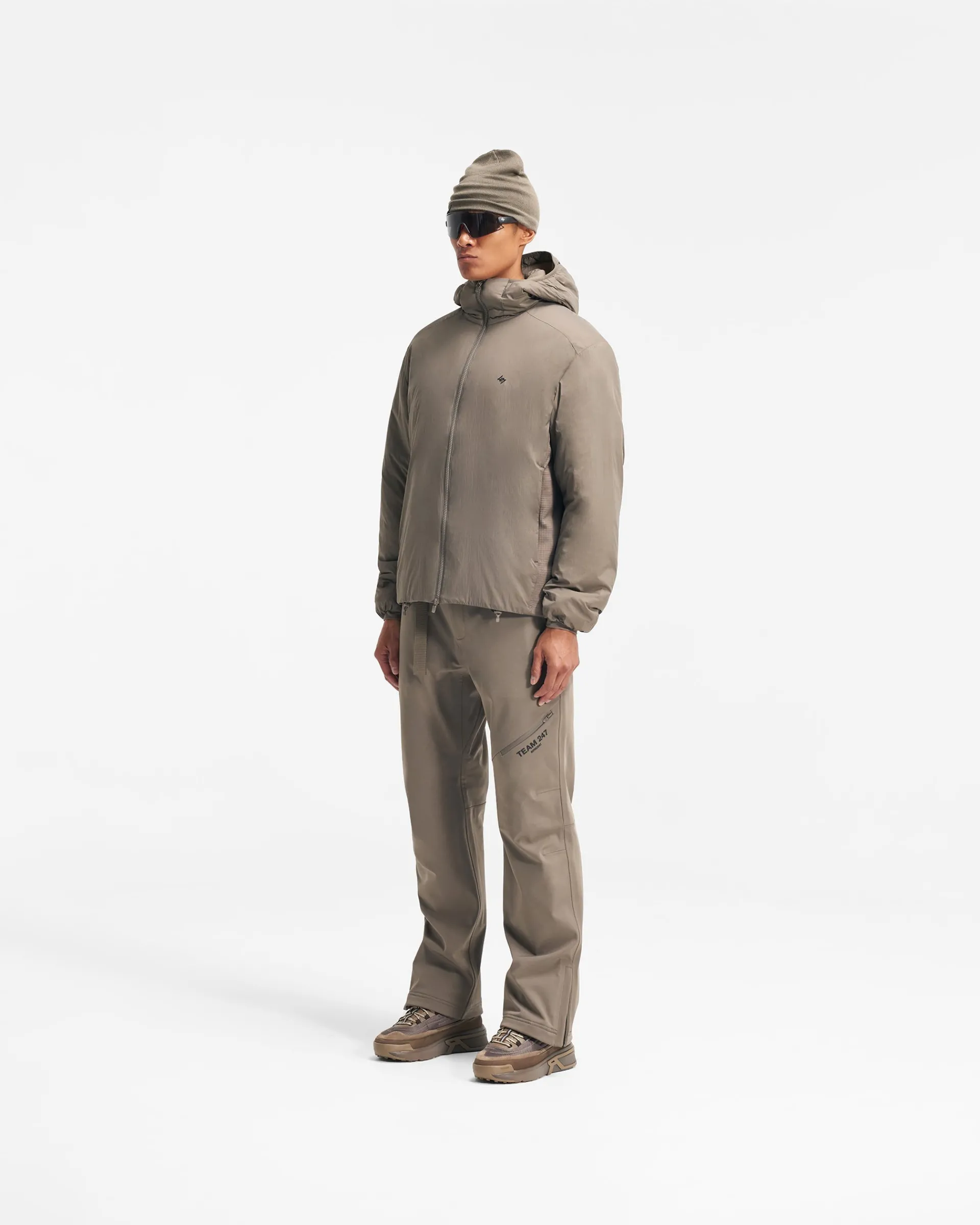 Represent Team 247 Insulated Jacket -> Outerwear