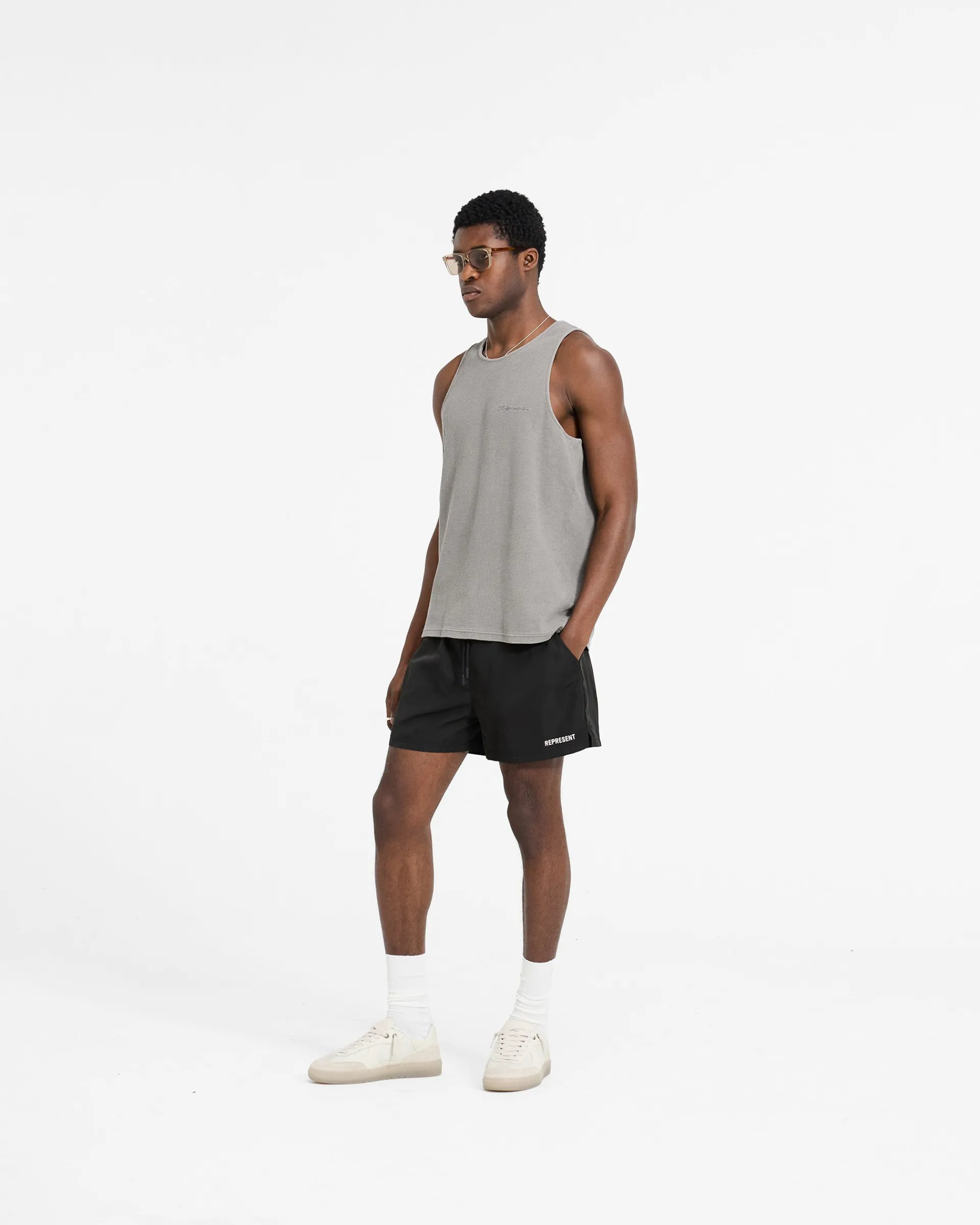Represent Waffle Vest - Ultimate Grey> Vests | T-Shirts